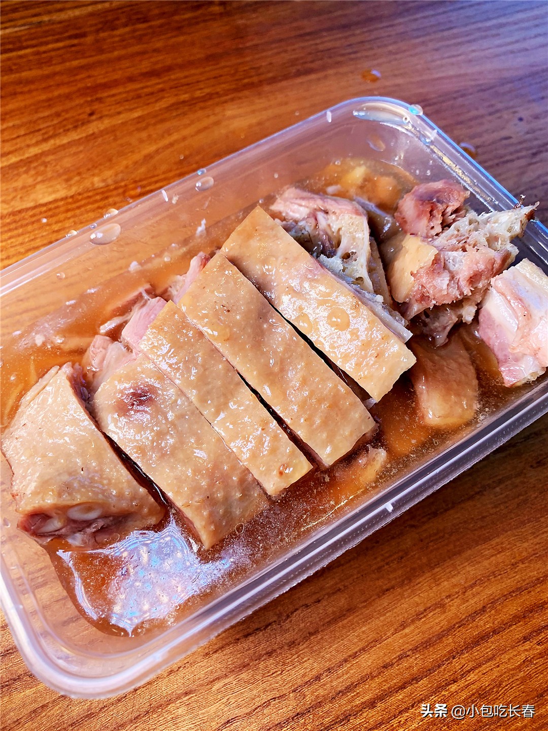 没有一只大鹅能活着离开长春，扬州盐水鹅还自己送上门来了休闲区蓝鸢梦想 - Www.slyday.coM