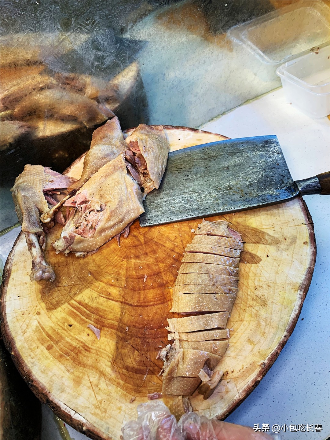 没有一只大鹅能活着离开长春，扬州盐水鹅还自己送上门来了休闲区蓝鸢梦想 - Www.slyday.coM