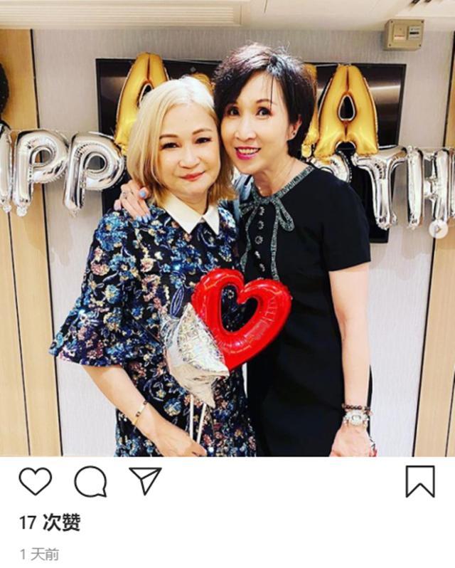 关礼杰为爱妻庆生,妻子穿花裙戴金表显阔气,吴家丽惊喜现身派对