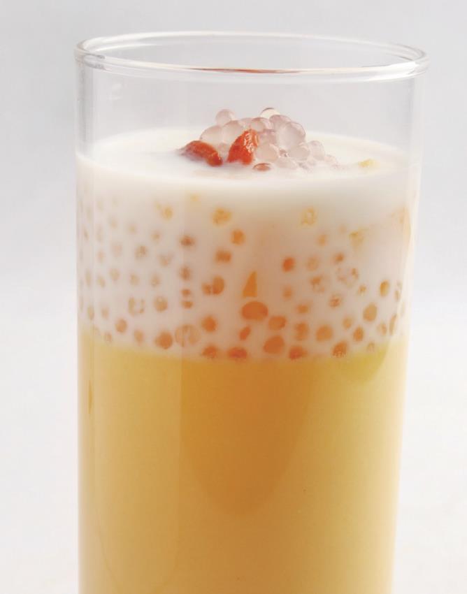 芒果布丁这样做更有饮料的感觉喝之前放到冰箱冷藏一下更好喝