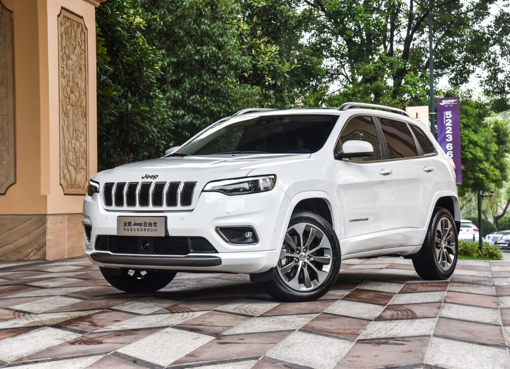 三年亏损近50亿元,广汽菲克离退市或仅一步之遥?-新浪汽车