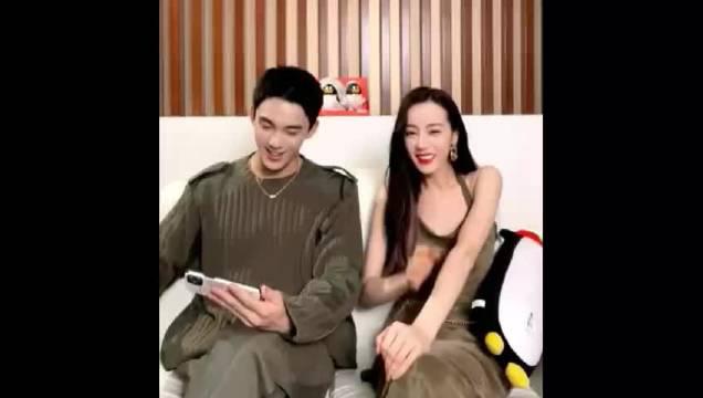 吴磊热巴直播间好甜呀!