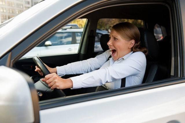 对新手司机来说,车上其他配置有没有无所谓,但这项配置一定要有