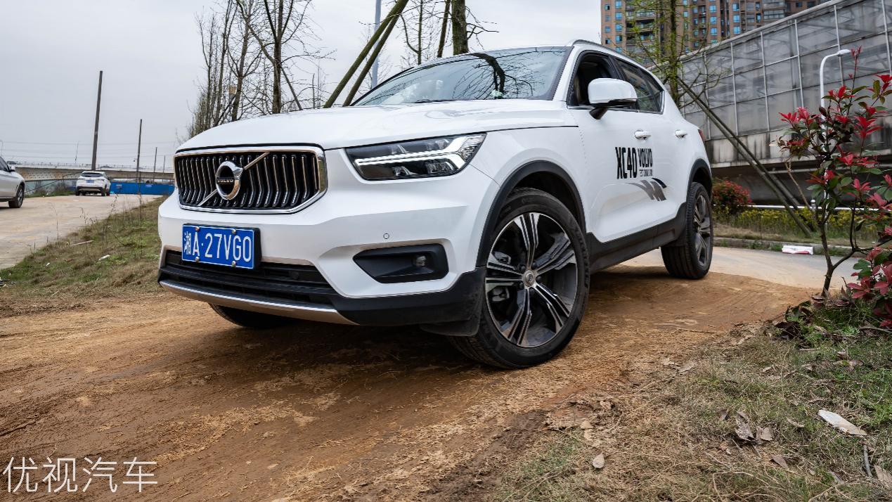 深度体验沃尔沃xc40:价格,智能四驱,安全系统是亮点-新浪汽车