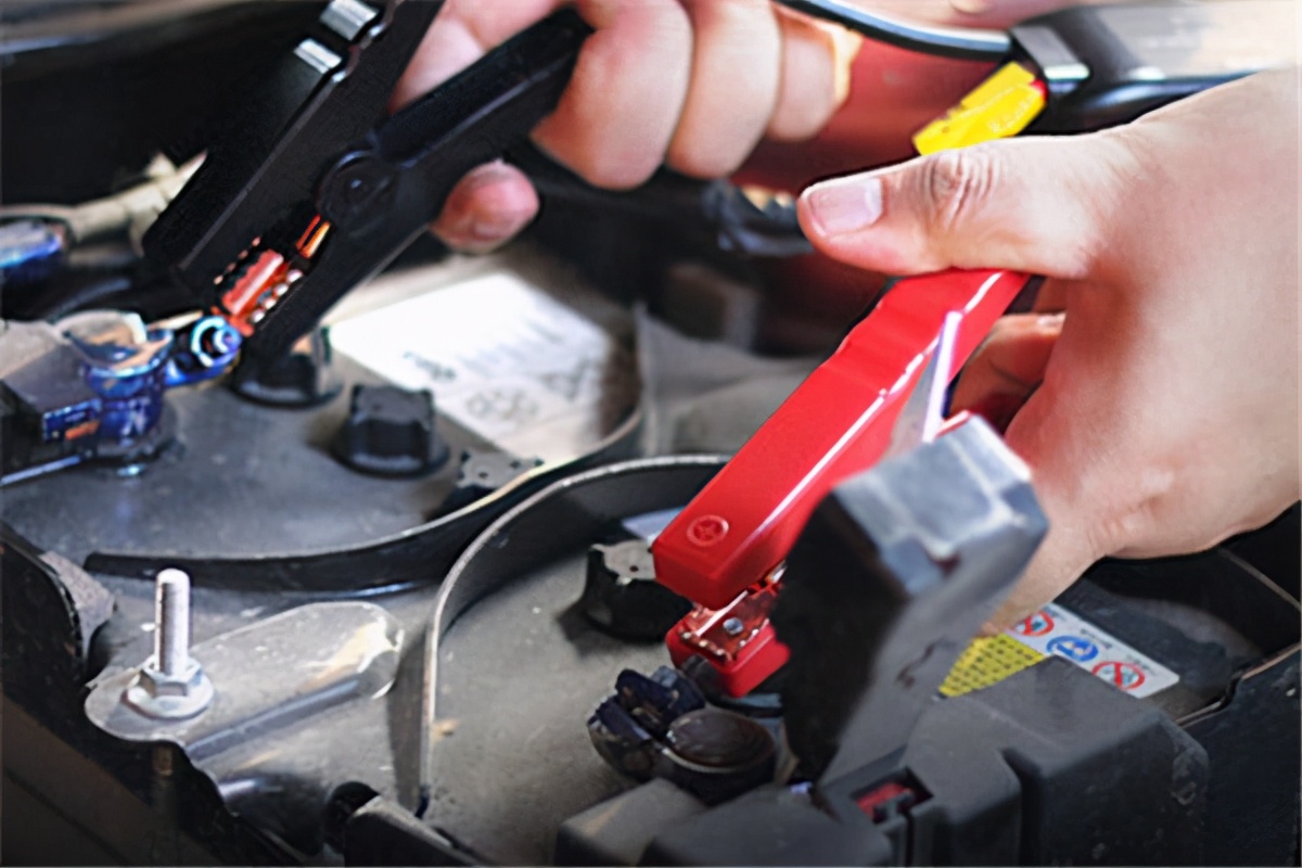 人保救援搭电服务时间 江铃三排车型介绍