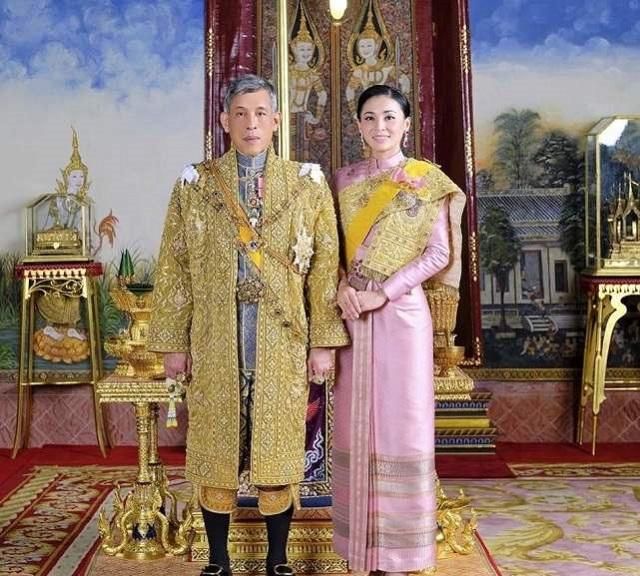 69岁泰王悄悄结婚,寒了19位妃子的心|王后|妃子|贵妃_新浪新闻