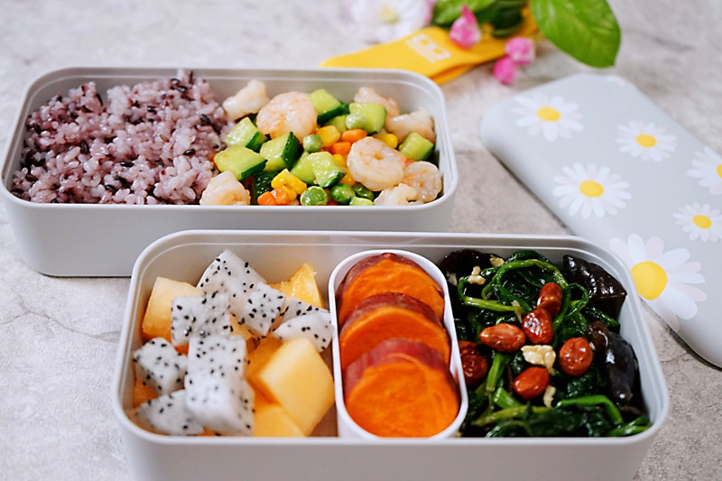 属于春天的轻食便当早上拿出半小时中午饭如此清爽可口吃不腻