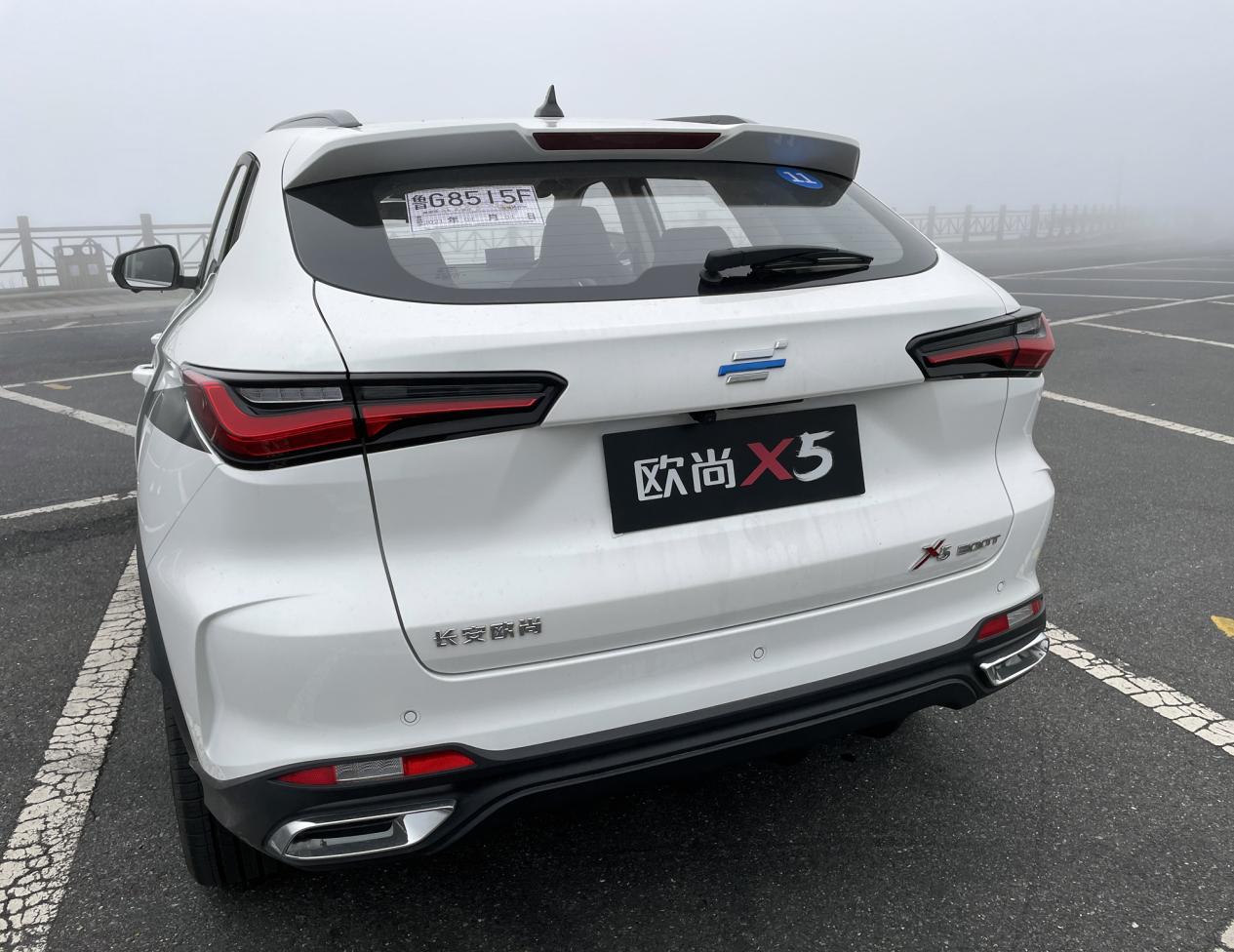 十万出头入顶配还配人脸识别赛道模式实拍长安欧尚x5