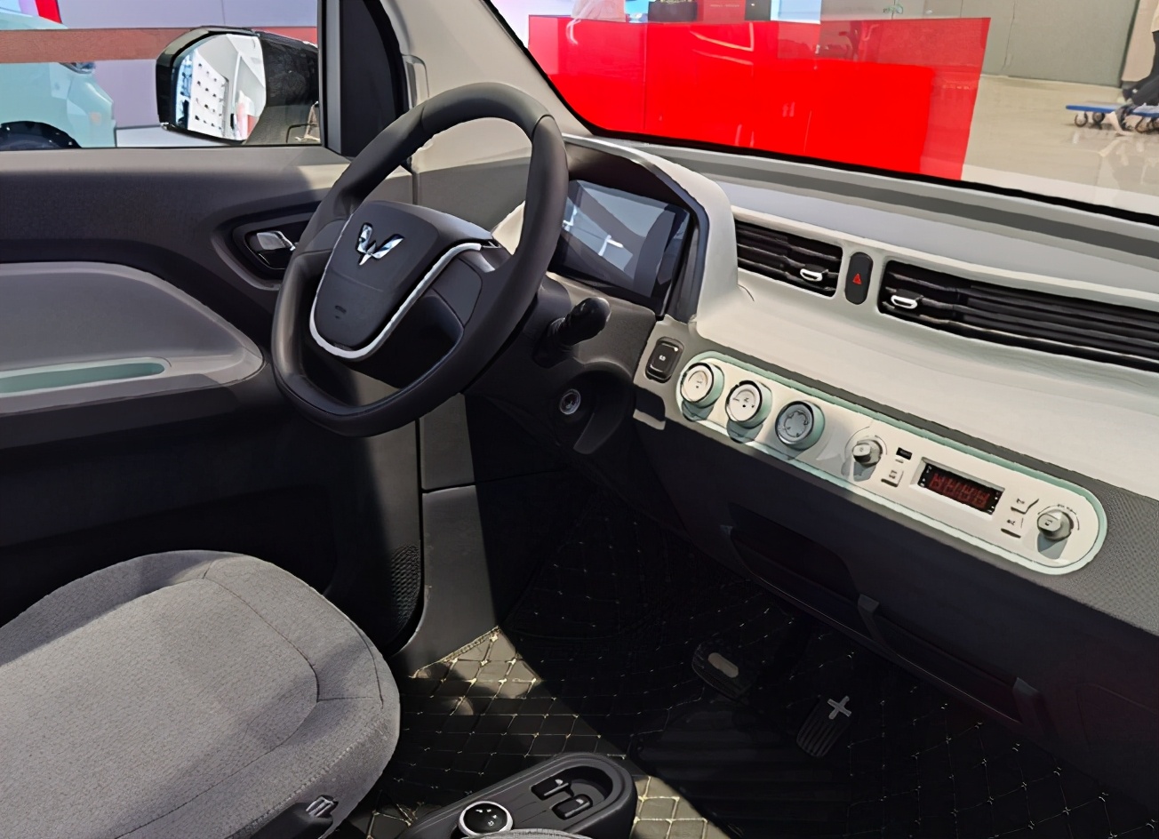 宏光miniev马卡龙实拍图售价将上调5000元左右