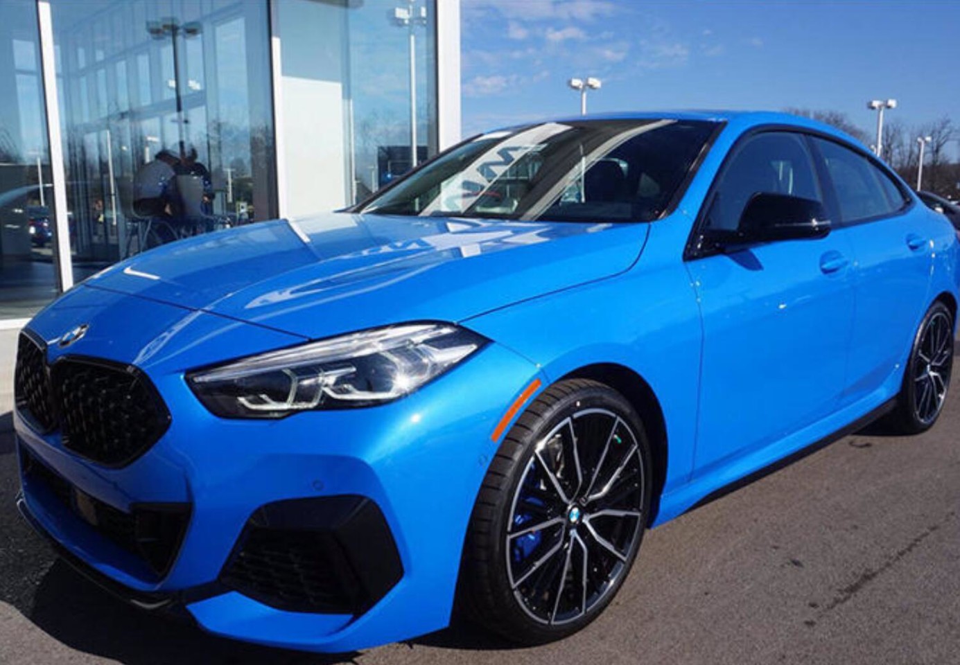 宝马全新m235i海外实拍更快更实用