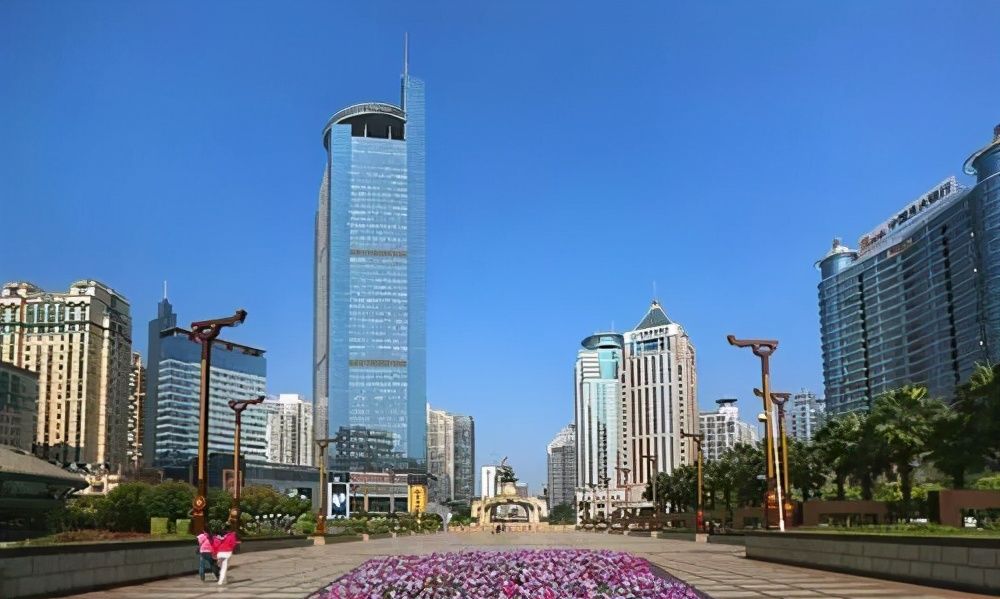 南宁5大地标建筑 你都认识吗?|地王大厦|万象城|南宁_新浪新闻