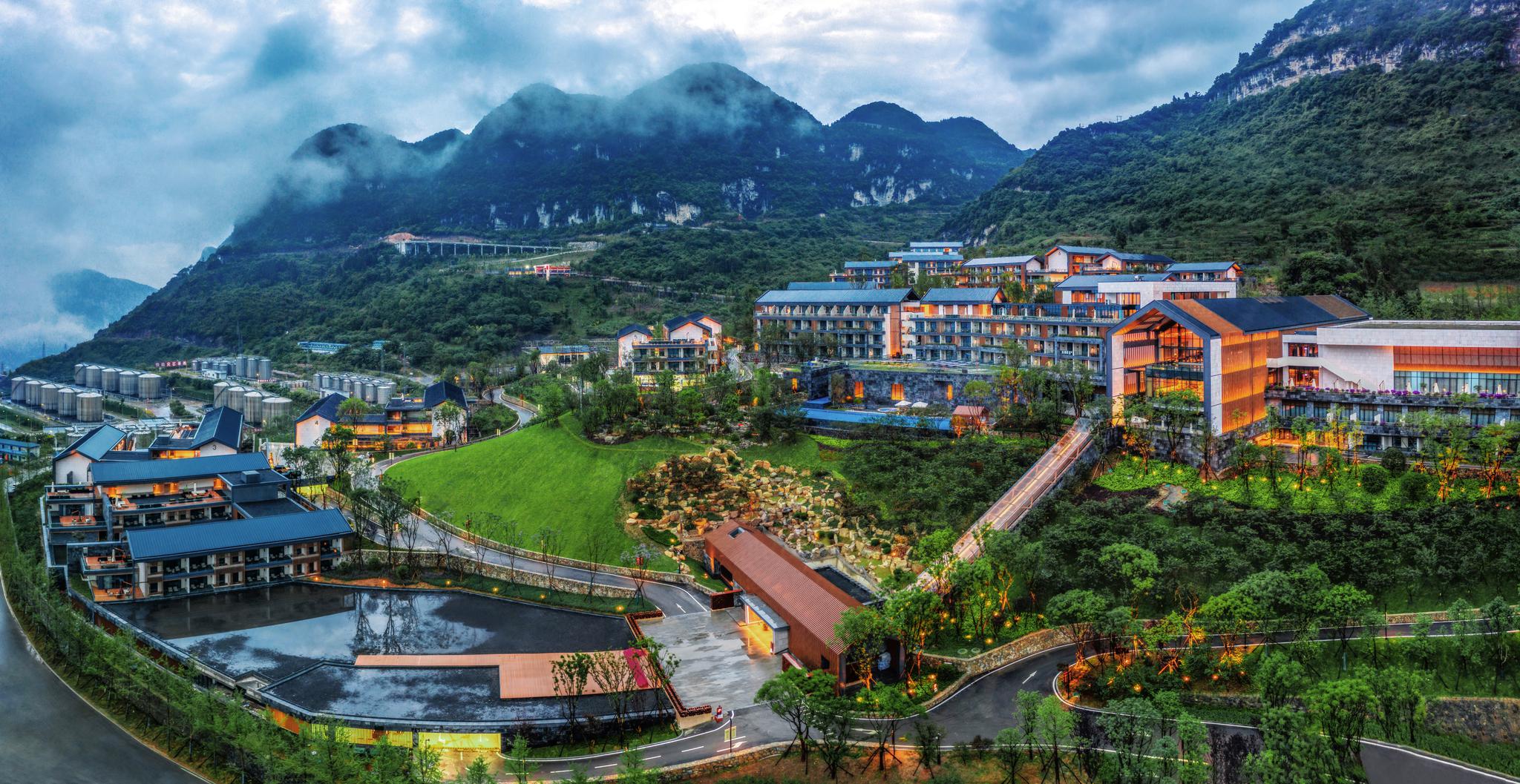 首届郎酒庄园三品节盛大启幕郎酒一诺真香现场