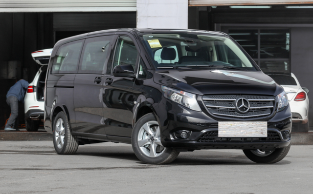 21款奔驰威霆上市,轴距3.43米,7,8,9座布局,29.38万看啥gl8