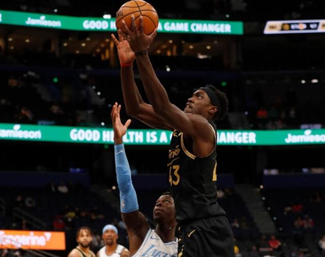 哈雷尔遭驱逐!湖人狂下3分雨打花猛龙,半场领先26分休闲区蓝鸢梦想 - Www.slyday.coM 哈雷尔遭驱逐!湖人狂下3分雨打花猛龙,半场领先26分休闲区蓝鸢梦想 - Www.slyday.coM