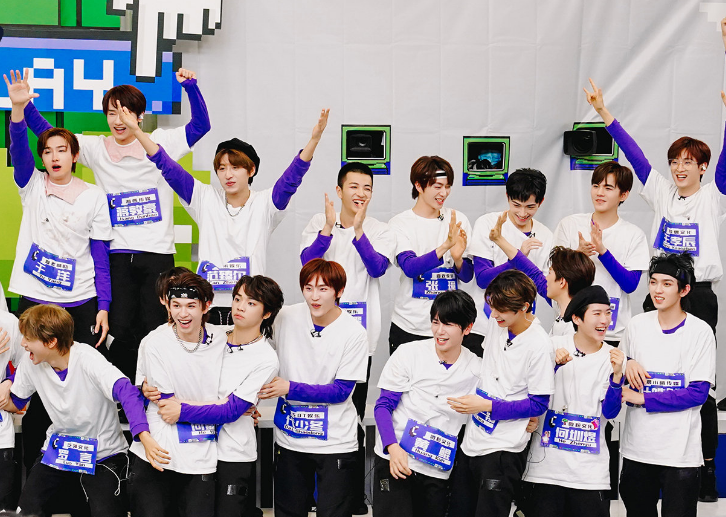 穷学生追星实录:贷款打投,喝粥度日,用父母血汗钱送哥哥出道