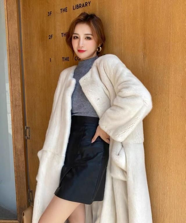 也太豪了!13岁女孩花70w买画,母亲扬言：要花700w搞臭画家休闲区蓝鸢梦想 - Www.slyday.coM