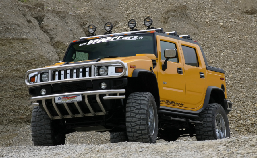 硬派外观科幻内饰,悍马纯电suv官图发布,想买还得等两年