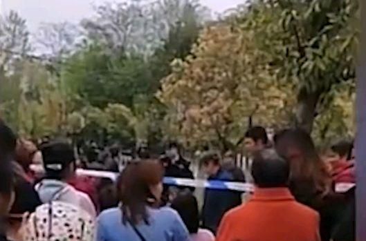 四川南充掉入下水道男童已经失踪超过48小时,搜救还在继续休闲区蓝鸢梦想 - Www.slyday.coM