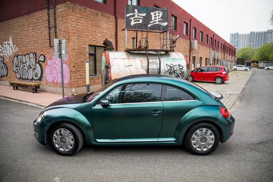 大众甲壳虫改色墨绿 洋气不失尊贵-新浪汽车