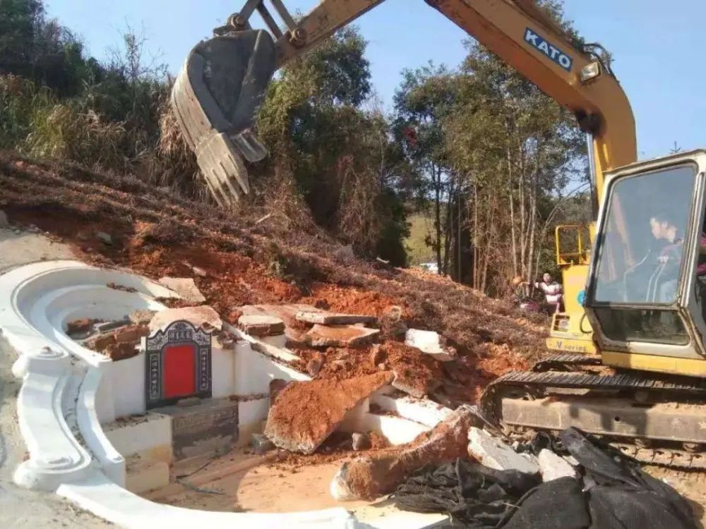 造价能买好几套房的闽南潮汕豪华坟墓到底长啥样