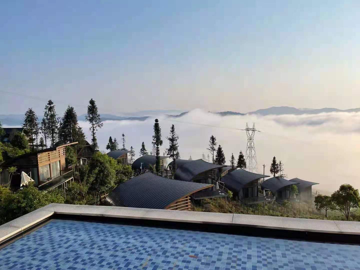 普洱云缦汽车旅游营地暨半山酒店云"海"也太美了