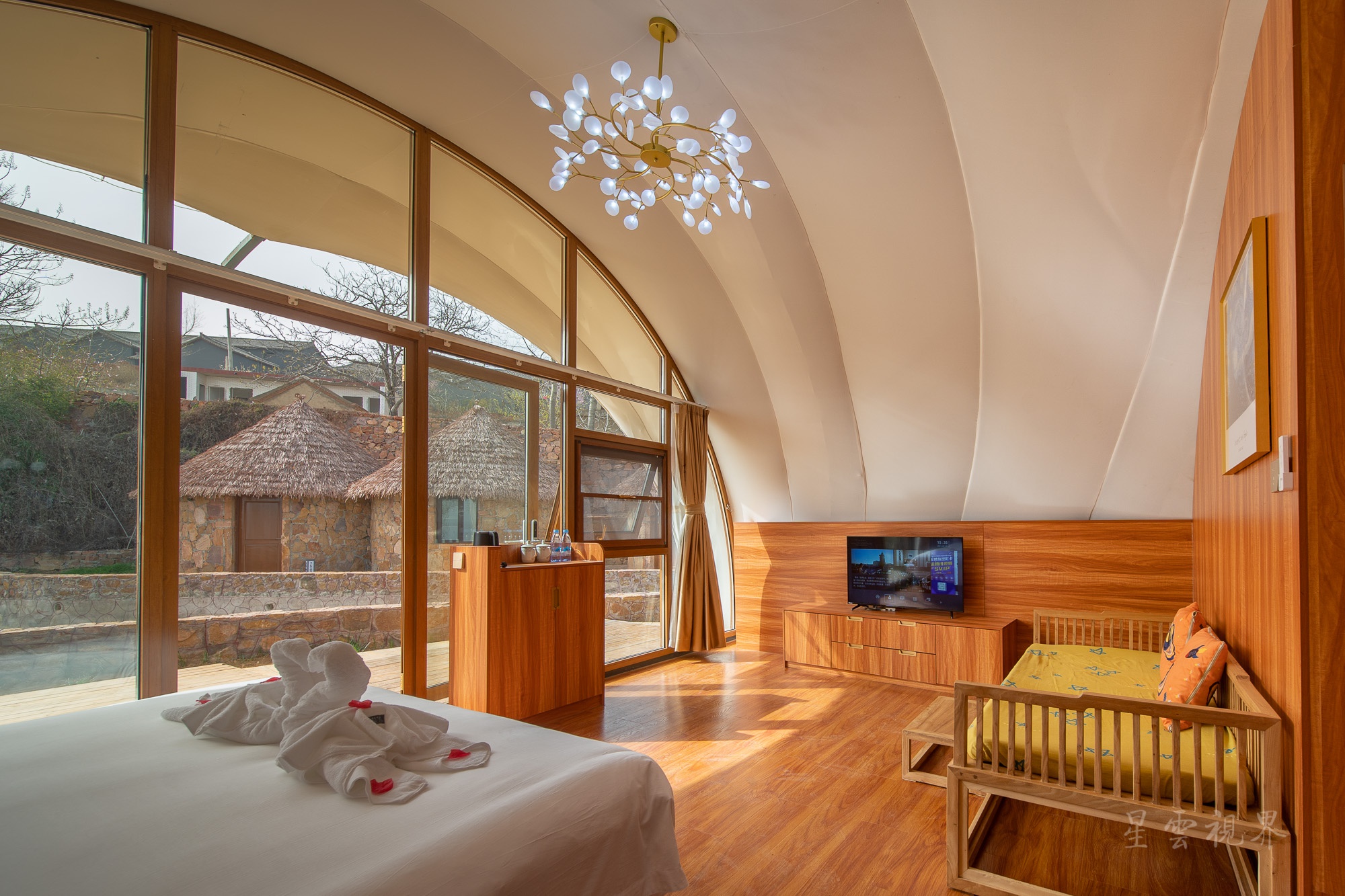 春游伏羲山 走进云上牧场 夜宿星空营地 打卡新晋网