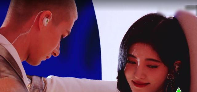 创4三公孟美岐刘宇对视,米卡壁咚鞠婧祎,赞多公主抱毛晓彤火了休闲区蓝鸢梦想 - Www.slyday.coM