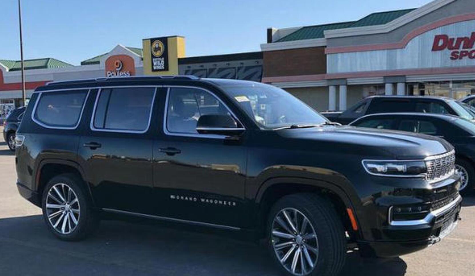 jeep全新大瓦格尼实拍曝光霸气十足的全尺寸suv