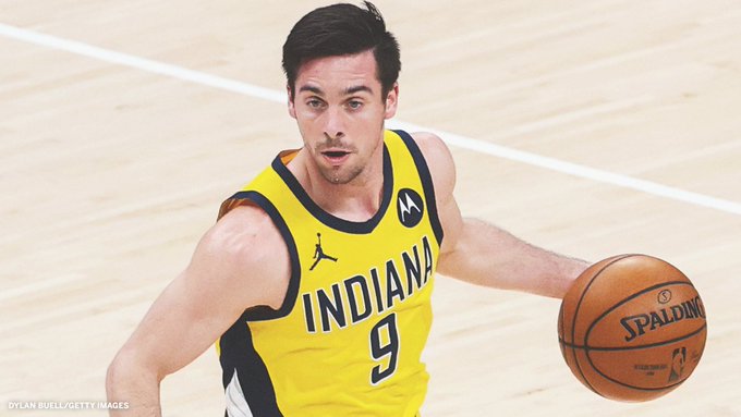 本场比赛,步行者球员tj-麦康奈尔出场35分钟,12投9中,得到19分3篮板15