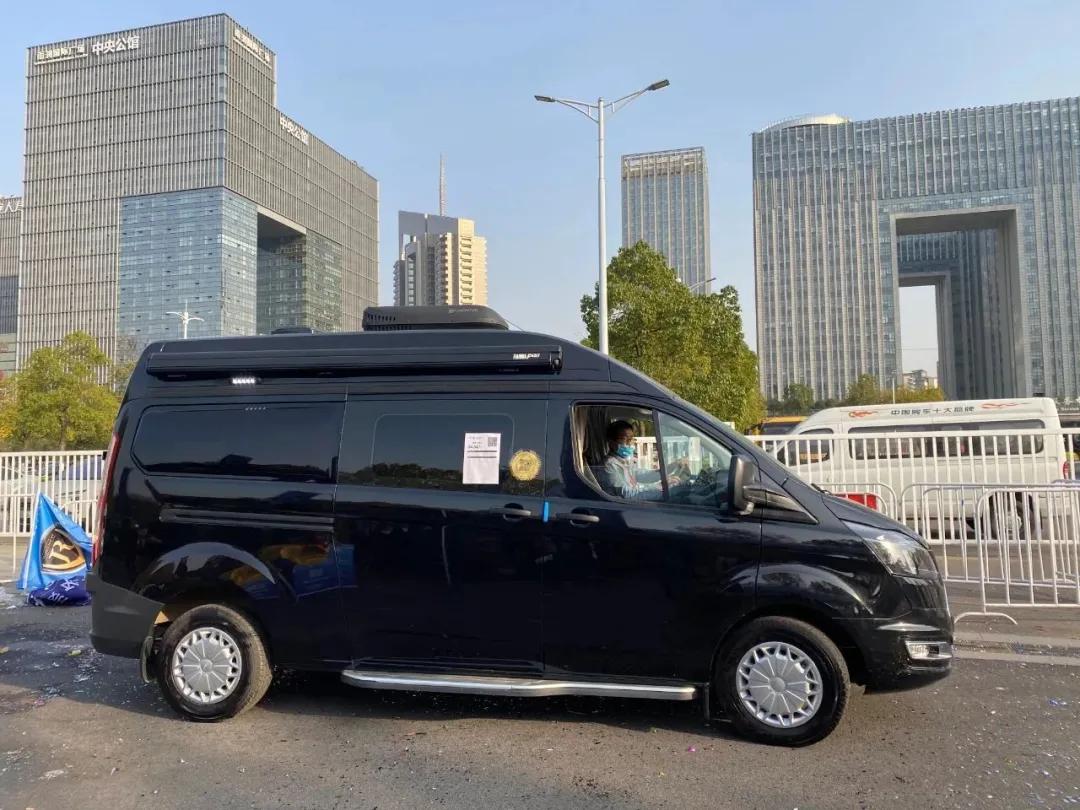 江铃西部小野牛 | 一车三用 多功能的典范