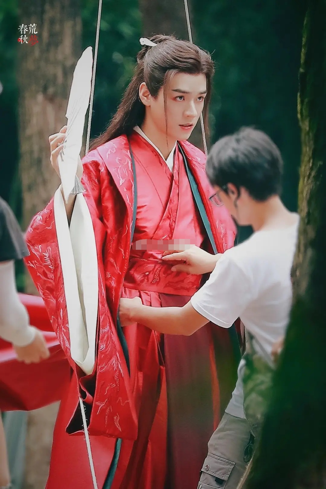 山河令拍卖龚俊服装,拍卖到将近20万了,网友:哪位富婆姐姐