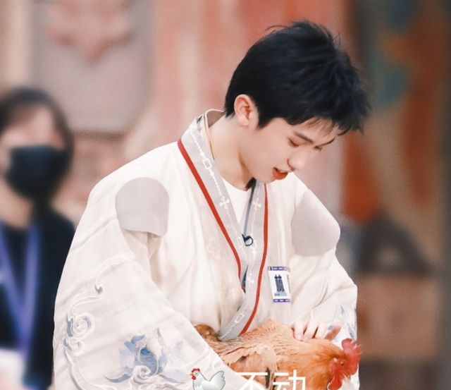 《创造营2021》林墨,仅关注1位学员,看清是谁,真是意难平休闲区蓝鸢梦想 - Www.slyday.coM