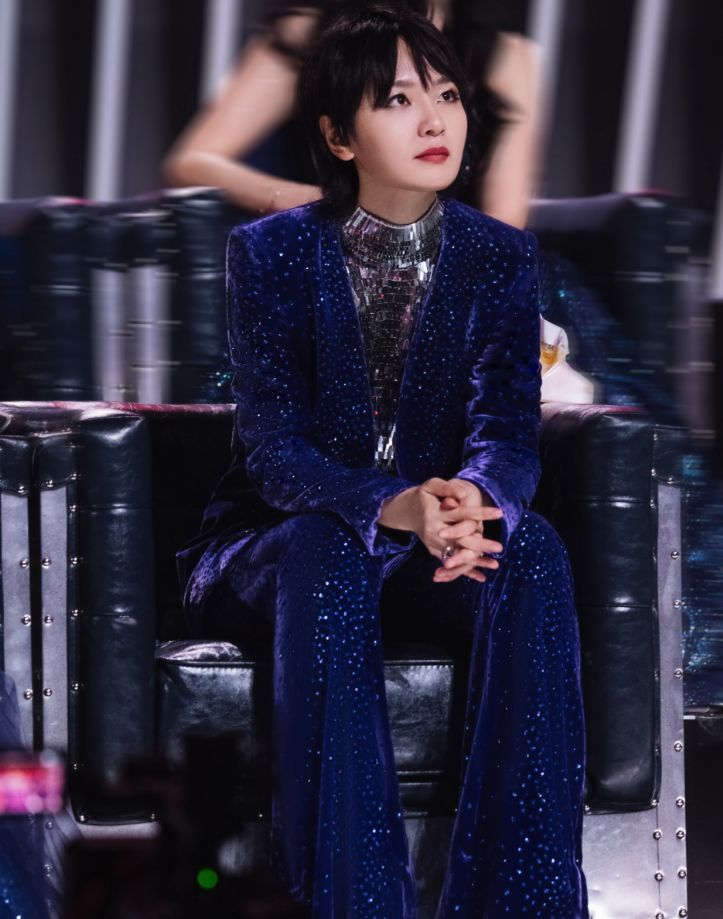 姐姐2总决赛造型:王鸥女神范,容祖儿御姐范,周笔畅的腰太吸睛休闲区蓝鸢梦想 - Www.slyday.coM 姐姐2总决赛造型:王鸥女神范,容祖儿御姐范,周笔畅的腰太吸睛休闲区蓝鸢梦想 - Www.slyday.coM