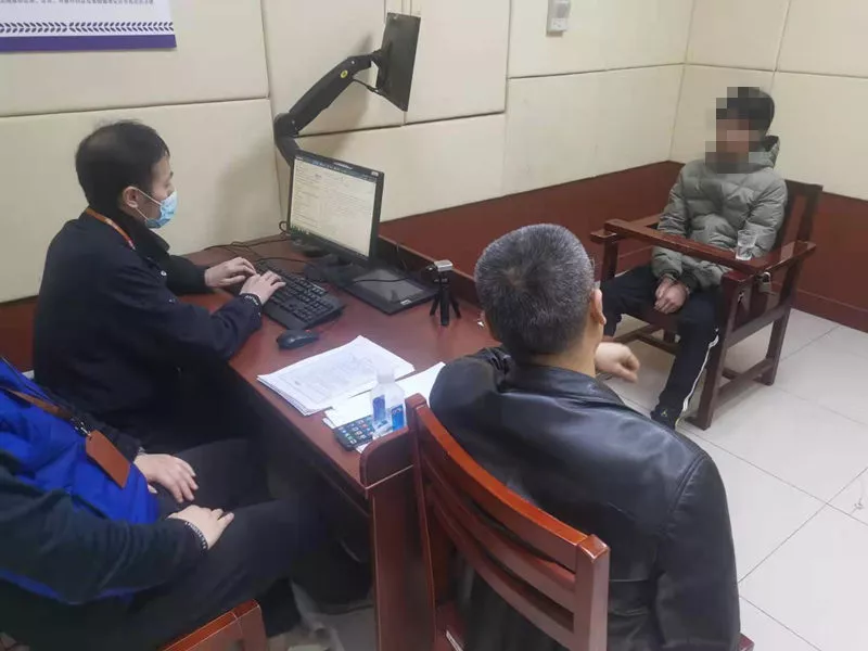 车辆“自燃”烧毁700多万的快递?上海警方破获惊天诈骗案休闲区蓝鸢梦想 - Www.slyday.coM 车辆“自燃”烧毁700多万的快递?上海警方破获惊天诈骗案休闲区蓝鸢梦想 - Www.slyday.coM