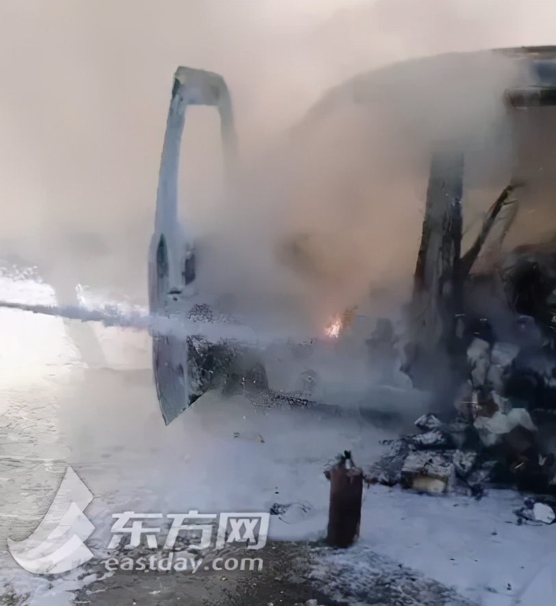 车辆“自燃”烧毁700多万的快递?上海警方破获惊天诈骗案休闲区蓝鸢梦想 - Www.slyday.coM 车辆“自燃”烧毁700多万的快递?上海警方破获惊天诈骗案休闲区蓝鸢梦想 - Www.slyday.coM