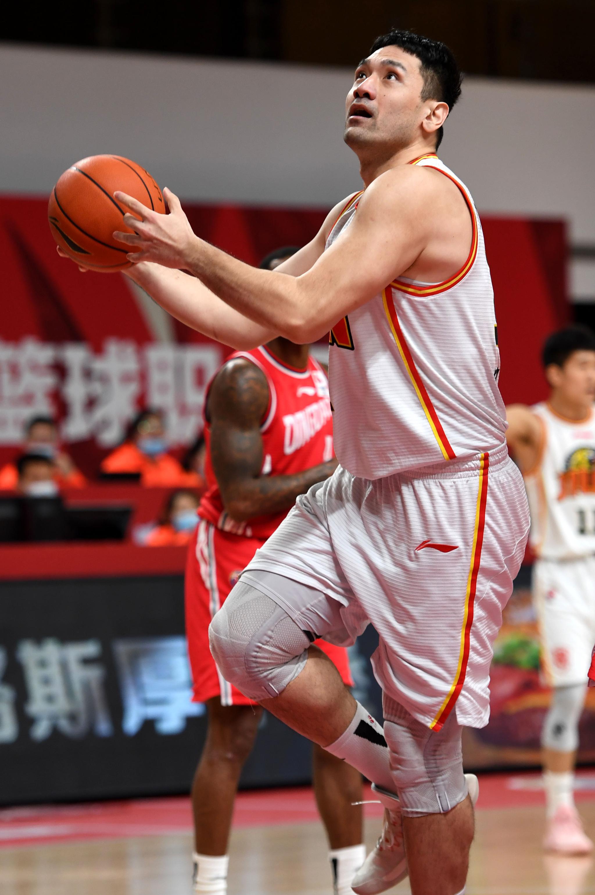 篮球cba第四阶段吉林九台农商银行对阵青岛每日优鲜