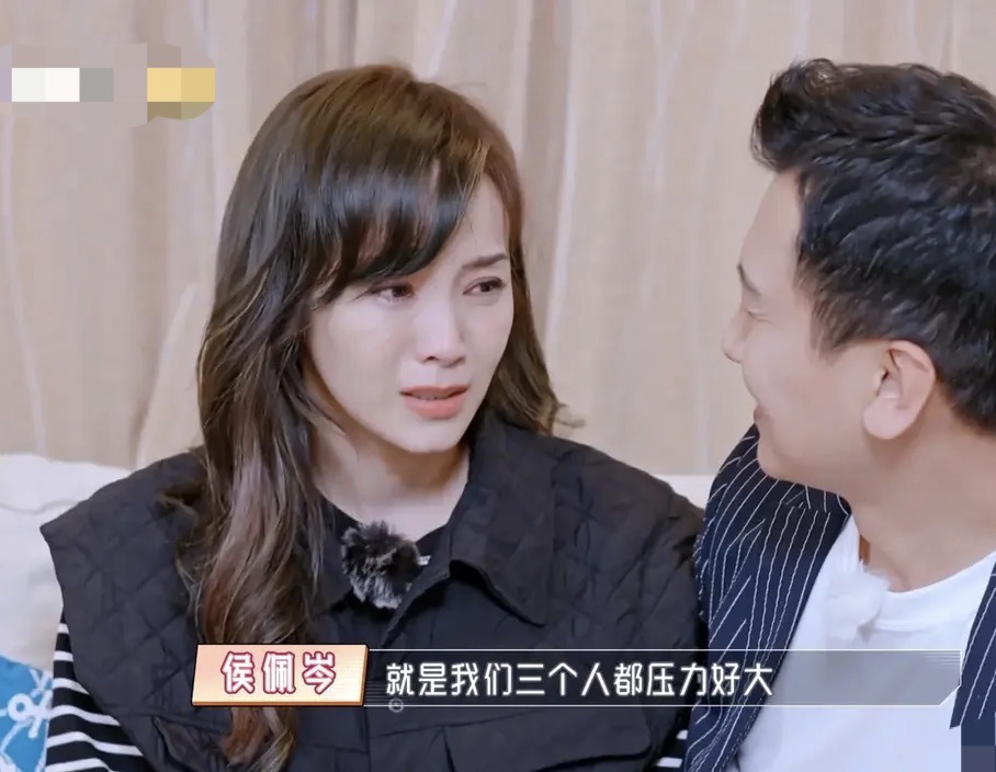 侯佩岑因综艺被骂痛哭想在内地赚快钱又立牌坊难怪翻车
