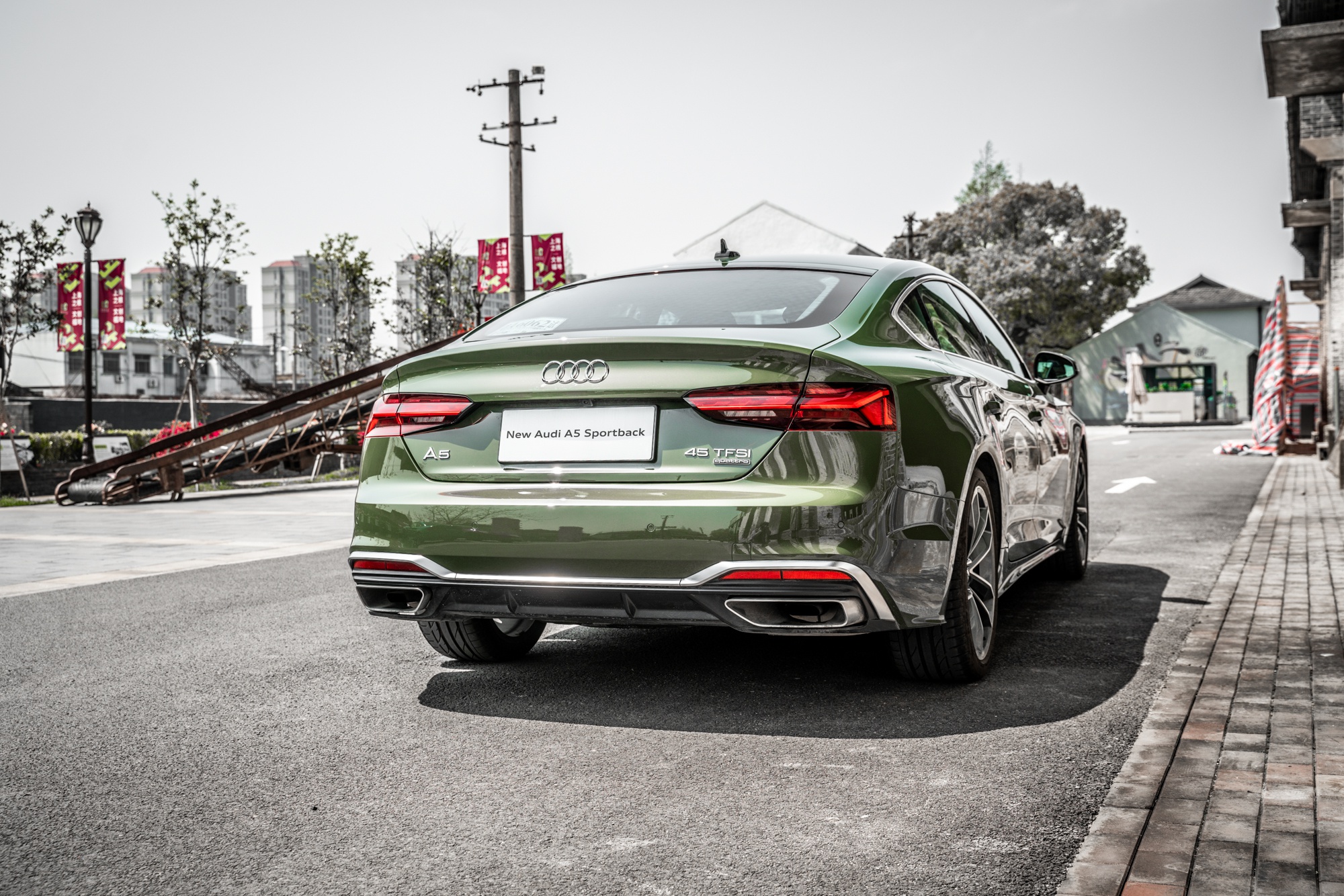 弹车试驾想要生活很有趣奥迪a5带点绿