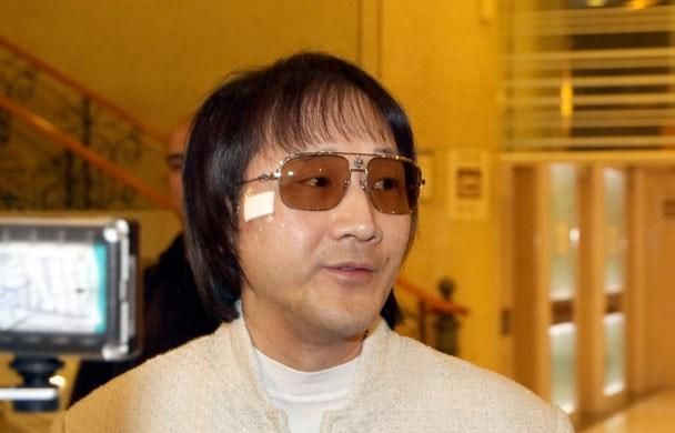 花甲老人上海仔获释后雇三保镖买红酒昔日冬菇头重现江湖