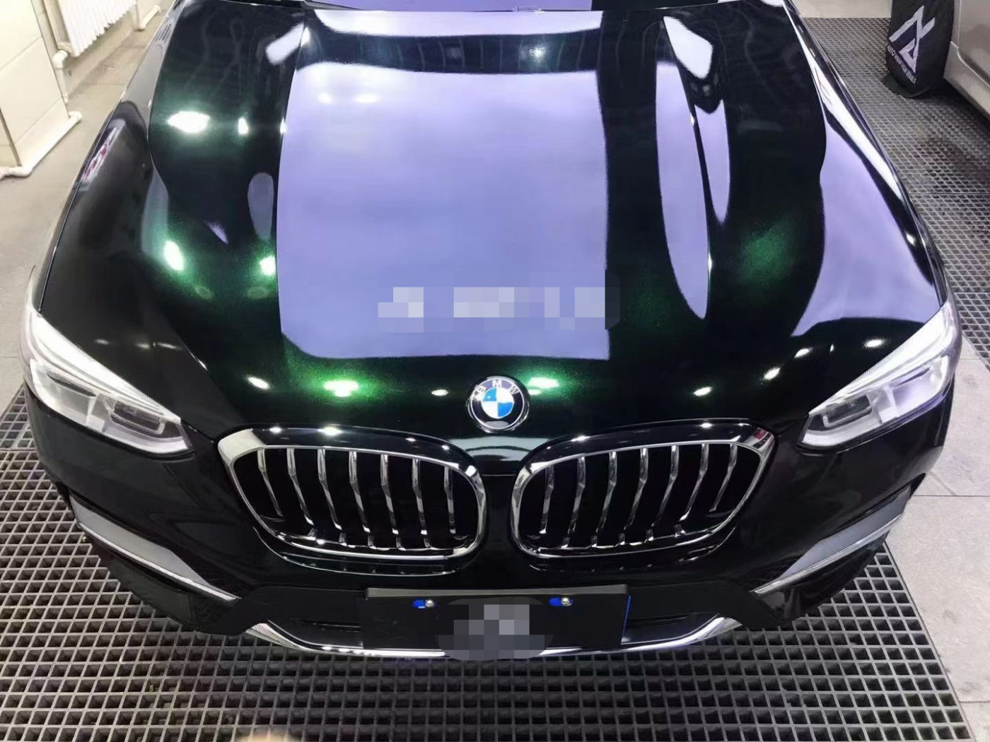 宝马x3整车改色祖母绿有一种灵动之美