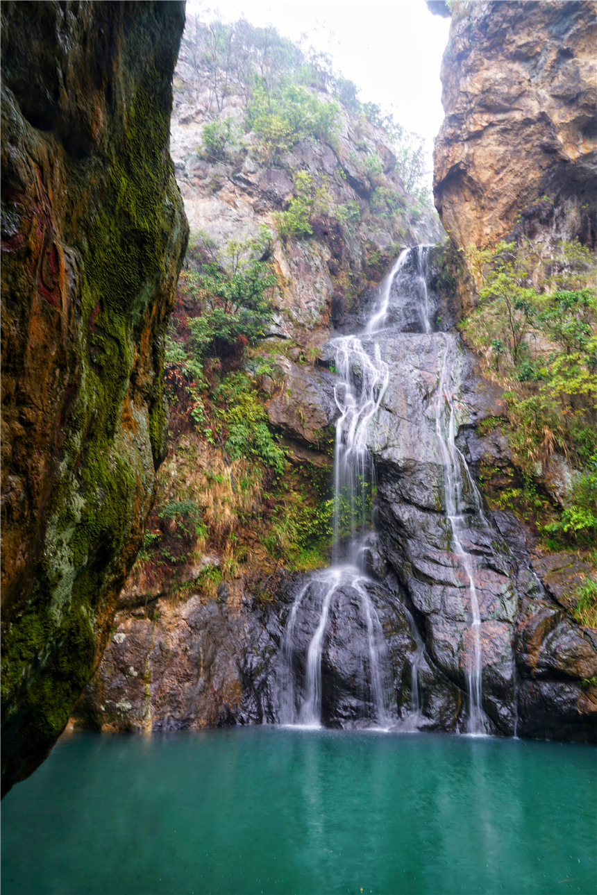温州有个诗情画意的地方,每到春天下雨的时候,都美成了一幅画|梅雨潭
