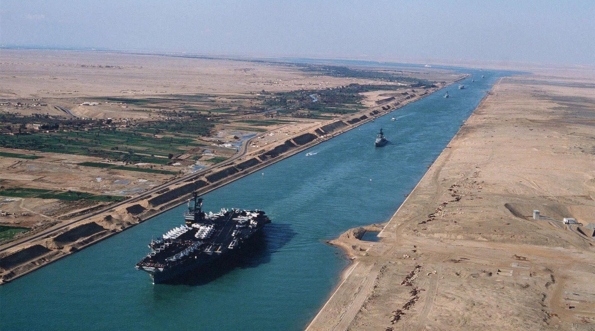 美军计划派遣一批专家前往苏伊士运河,这到底发生了什么?