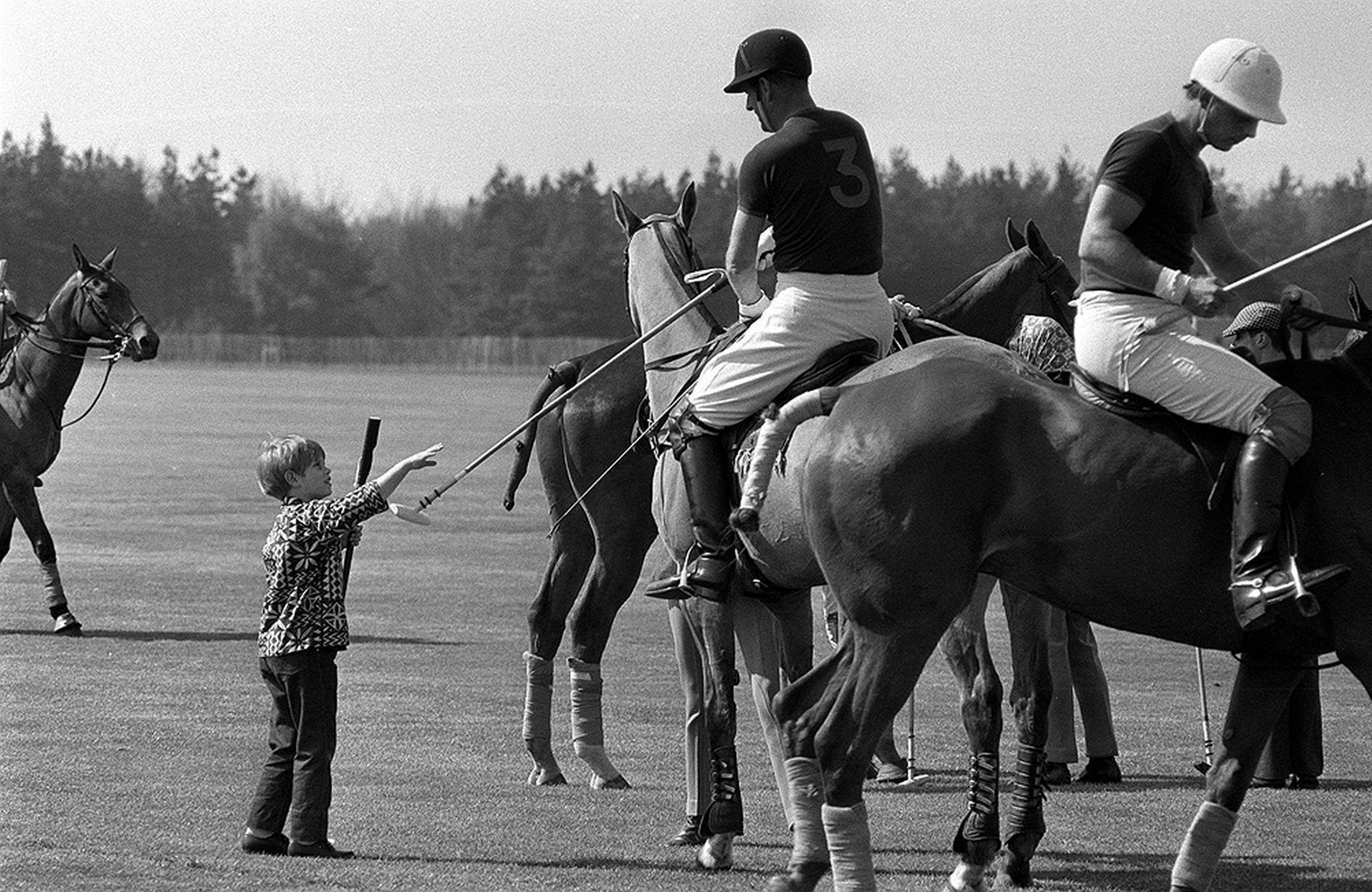 英国菲利普亲王原来还是个运动健将休闲区蓝鸢梦想 - Www.slyday.coM