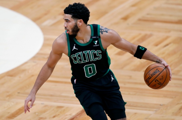 末节+加时轰18分！科比传人53+10疯狂破纪录，成17冠王队史第二休闲区蓝鸢梦想 - Www.slyday.coM