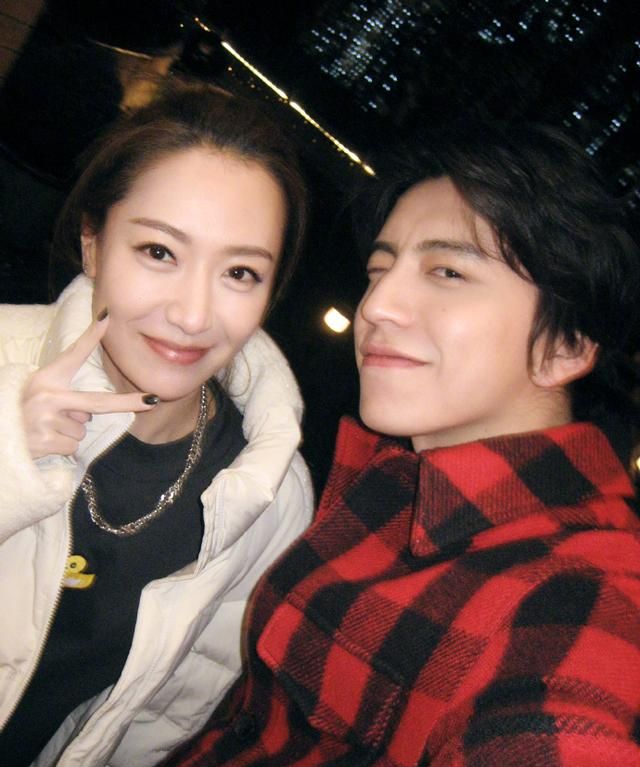 王大陆祝愿白冰可以找到心仪的另一半,白冰在感情方面太保守了,认识的