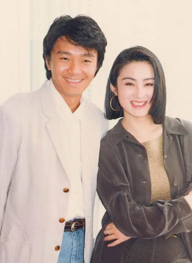 "短发女神"张敏的绯闻传说|张敏|香港|周星驰_新浪新闻