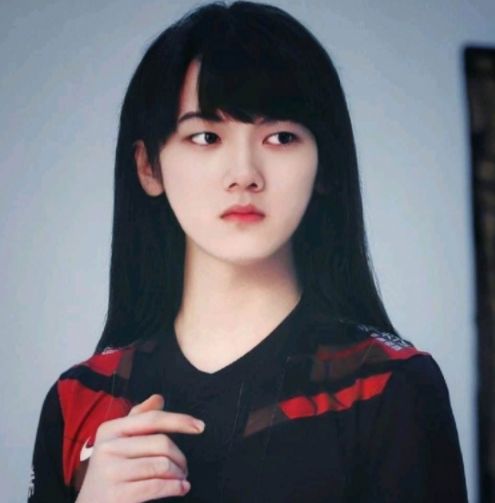 lol各职业选手女装照曝光短发faker长发杰克爱谁是你的理想型
