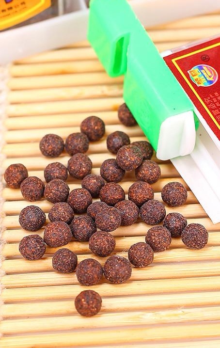 一种叫老鼠屎的零食怎么下嘴的