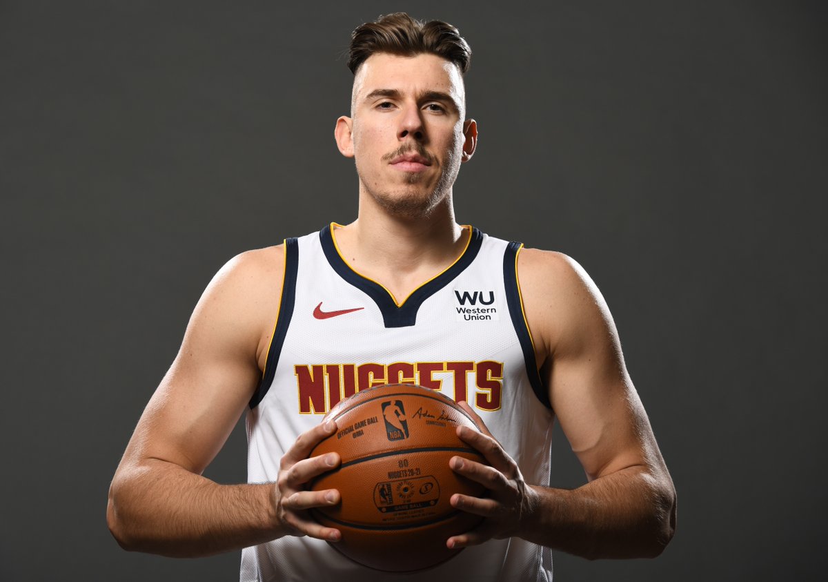 nba官方晒图为弗拉特科钱查尔庆生24岁生日快乐