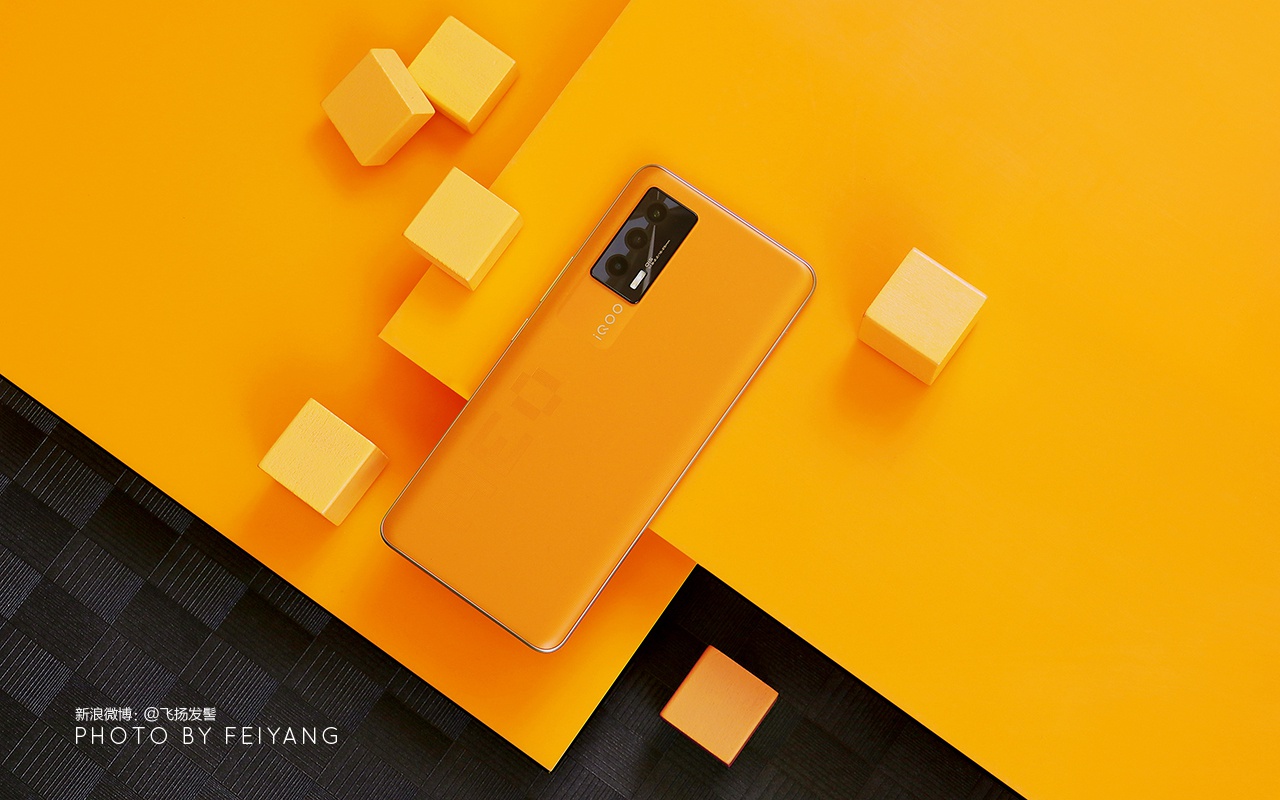 "新生代性能旗舰"iqoo neo5 「像素橙」图赏